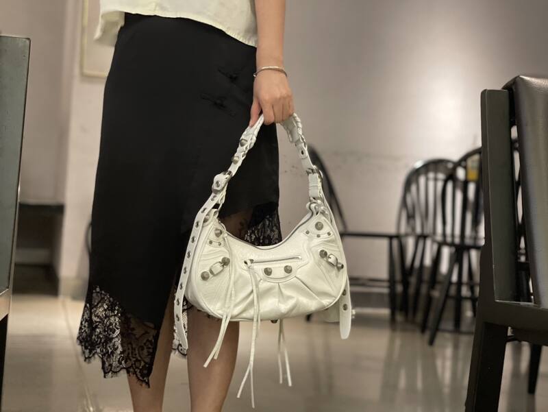 Balenciaga Le Cagole White shoulder bag — Premium Replica
