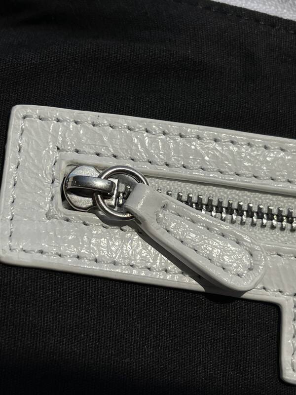 Balenciaga White shoulder bag — Top Quality Replica