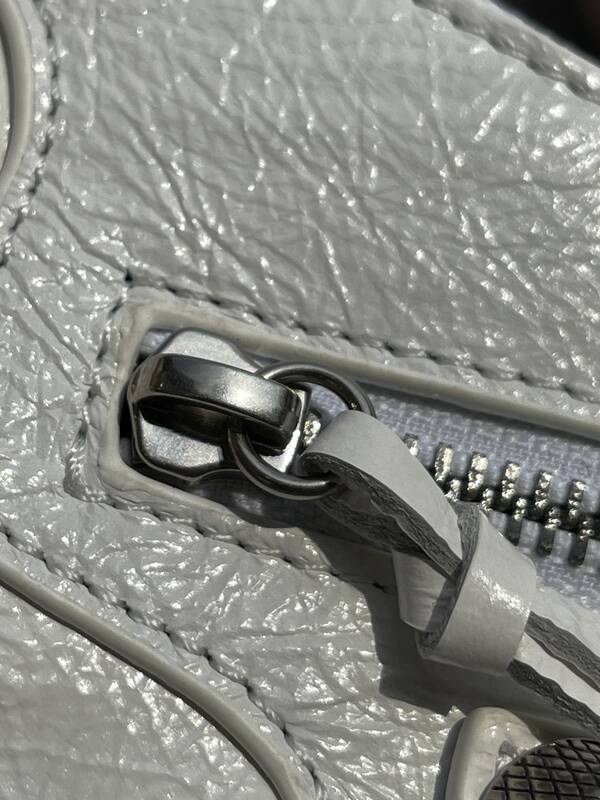 Balenciaga White shoulder bag — Top Quality Replica