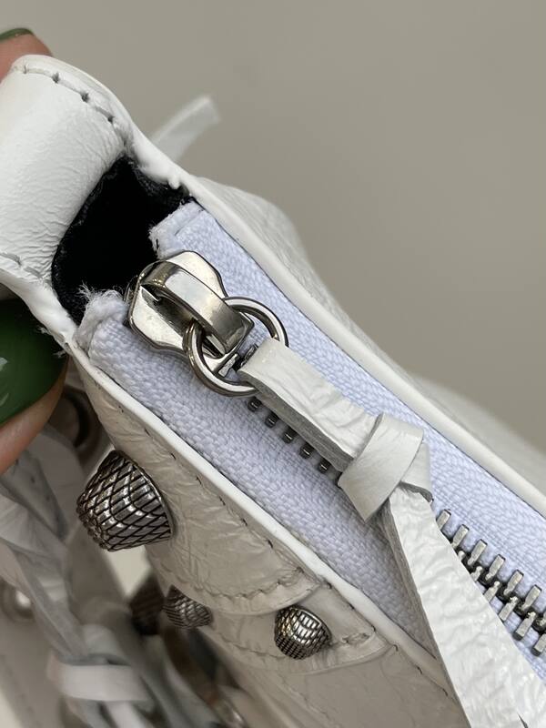 Balenciaga White shoulder bag — Premium Replica