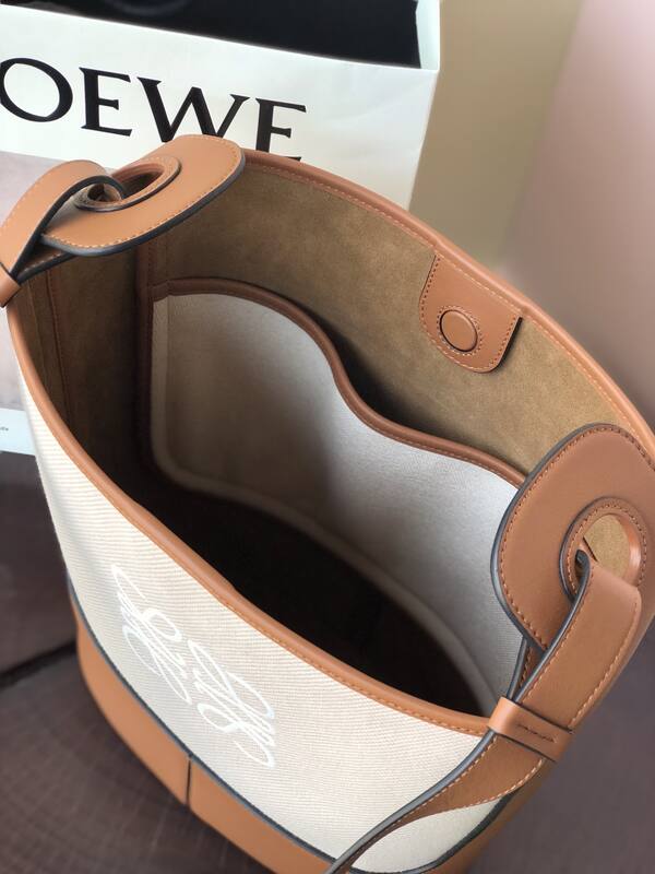 Loewe Beige shoulder bag — AAA Quality Replica