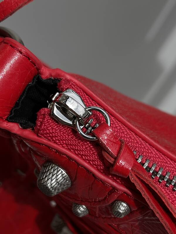 Balenciaga Red shoulder bag — AAA Quality Replica