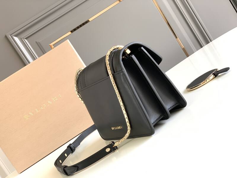 Bulgari shoulder bag — Premium Replica