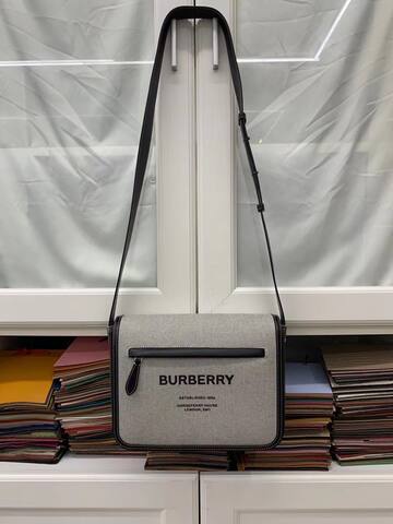 Burberry Black shoulder bag Premium Replica