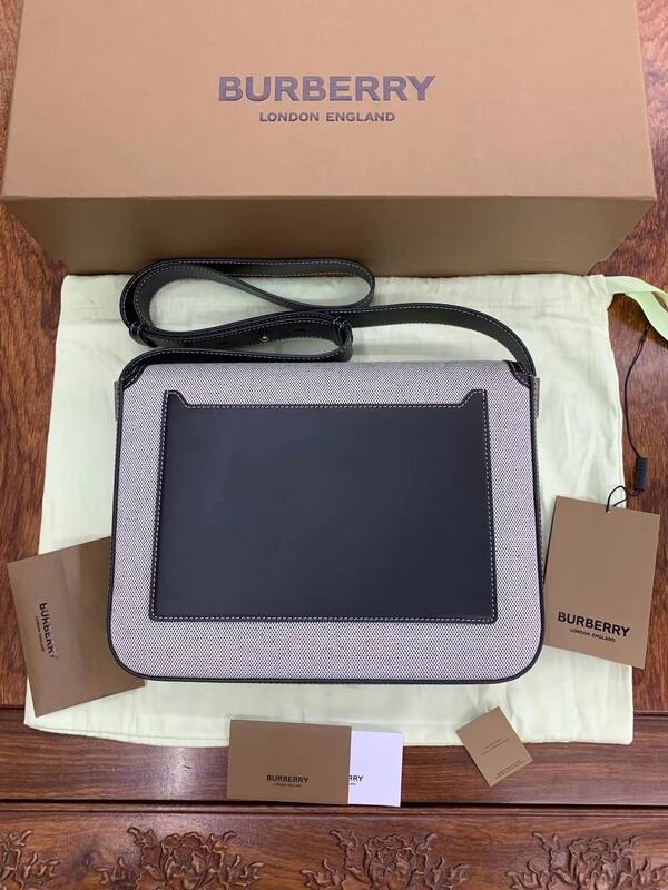 Burberry Black shoulder bag — Premium Replica