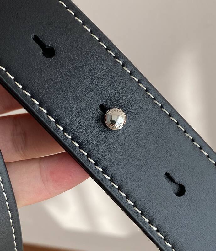 Burberry Black shoulder bag — 1:1 Replica