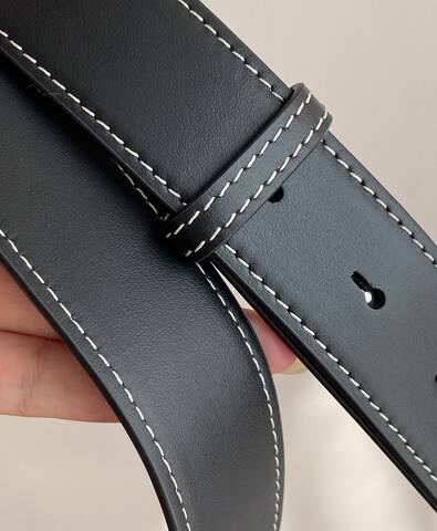 Burberry Black shoulder bag 1 1 Replica