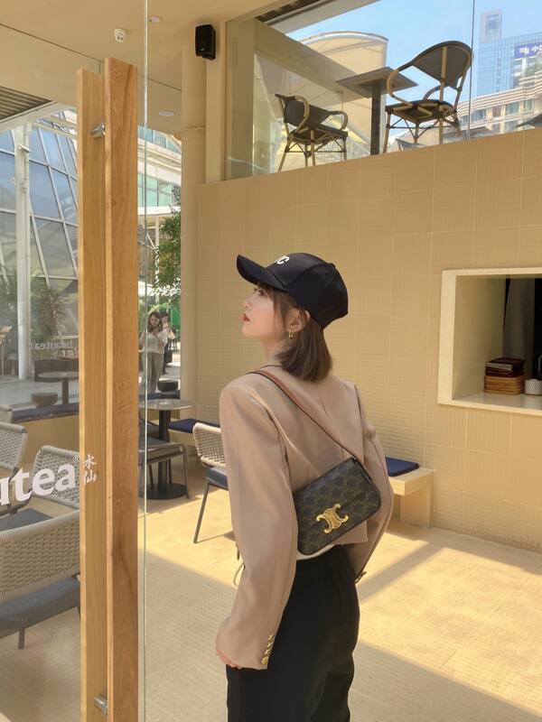 Celine Triomphe shoulder bag — 1:1 Replica
