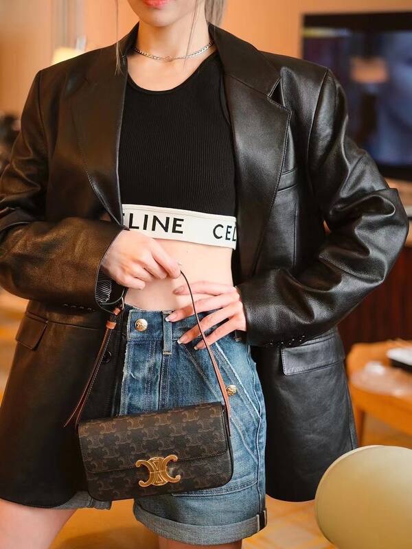 Celine Triomphe shoulder bag — 1:1 Replica