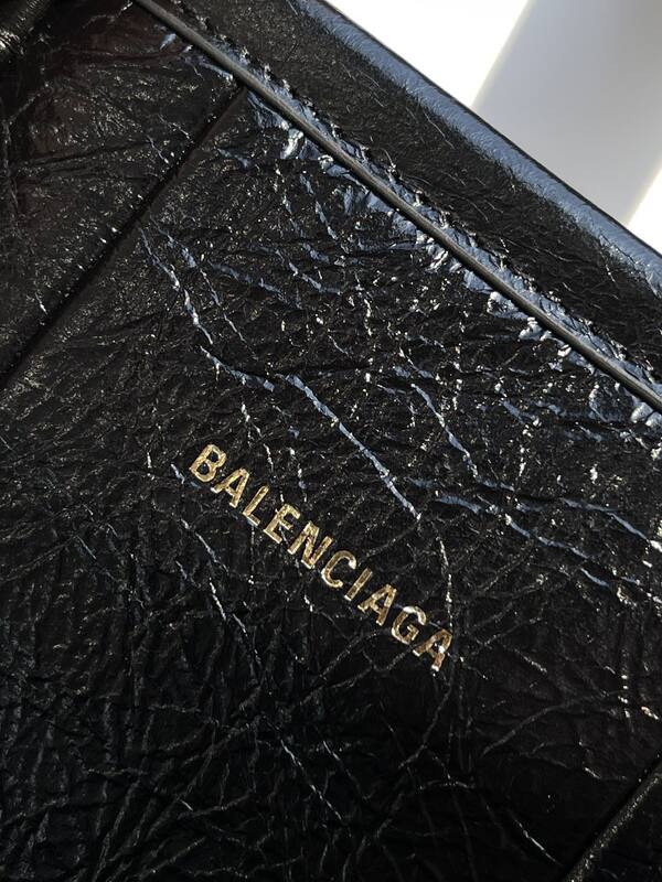 Balenciaga Black shoulder bag — AAA Quality Replica
