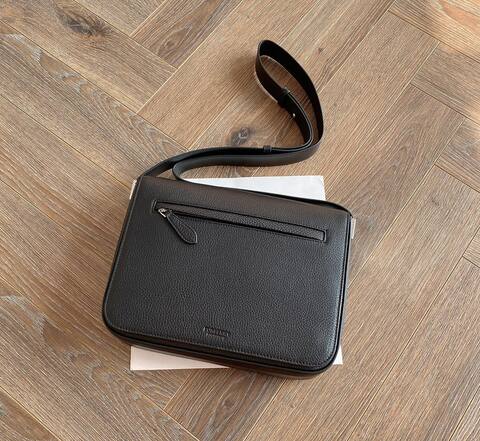 Burberry Black shoulder bag AAA Quality Replica