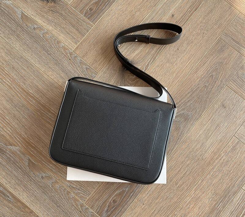 Burberry Black shoulder bag — AAA Quality Replica