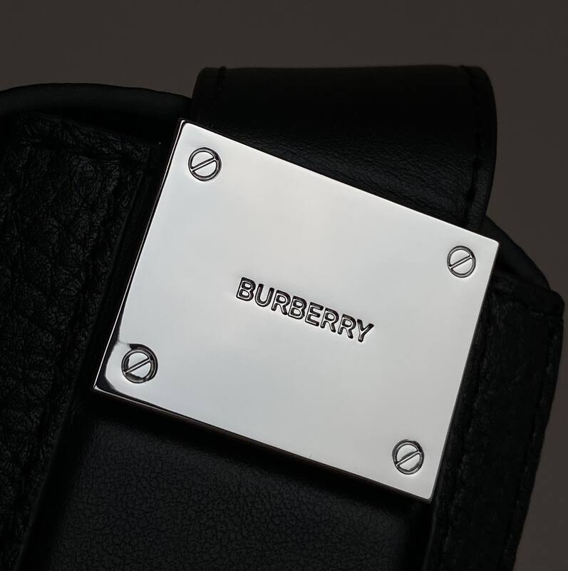 Burberry Black shoulder bag — AAA Quality Replica