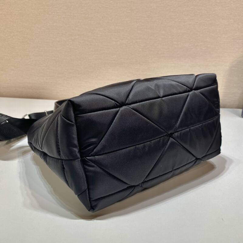 Prada Black 25x18x10cm shoulder bag — AAA Quality Replica