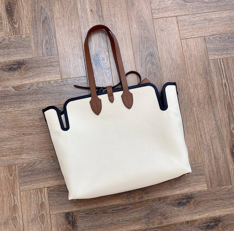 Burberry Brown shoulder bag — Top Quality Replica