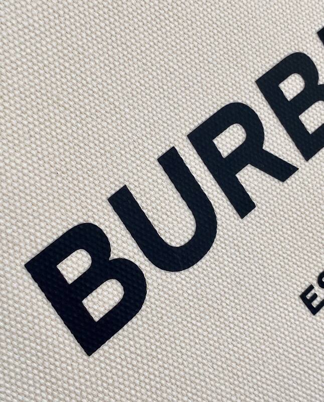 Burberry Beige shoulder bag — AAA Quality Replica