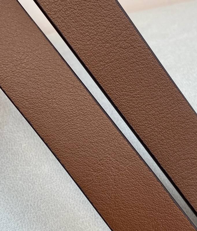 Burberry Calfskin shoulder bag — Premium Replica