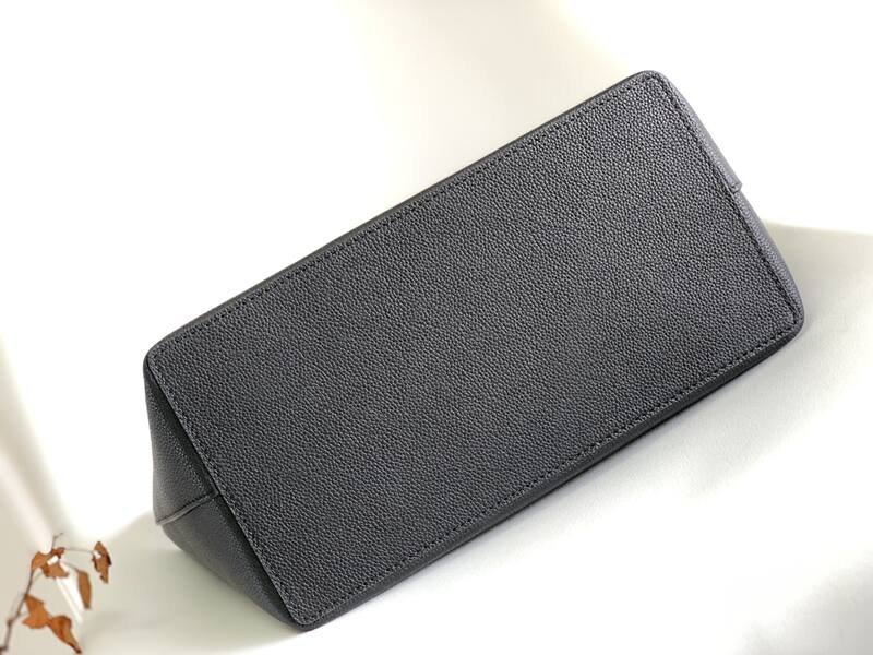 Loewe Black 25x18x10cm shoulder bag — Top Quality Replica