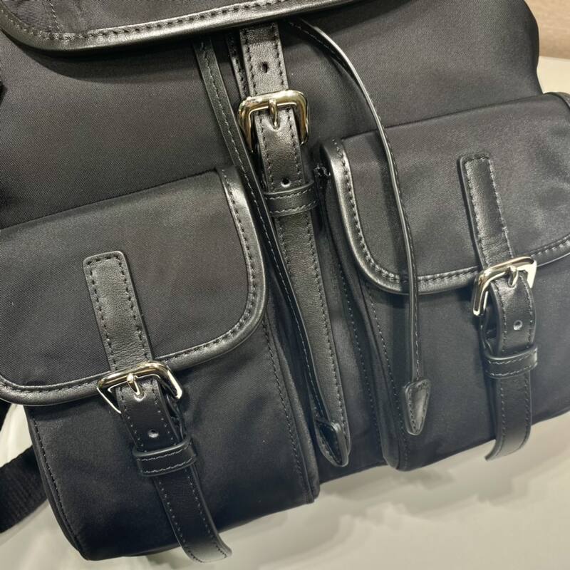 Prada Black 25x18x10cm shoulder bag — 1:1 Replica
