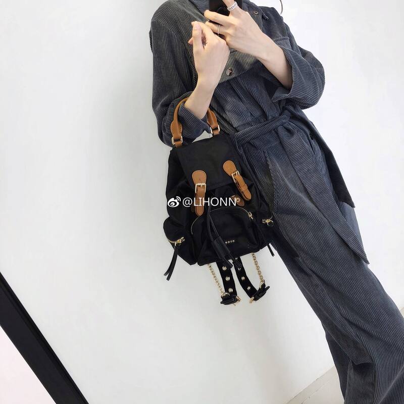 Burberry Black 25x18x10cm shoulder bag — Premium Replica