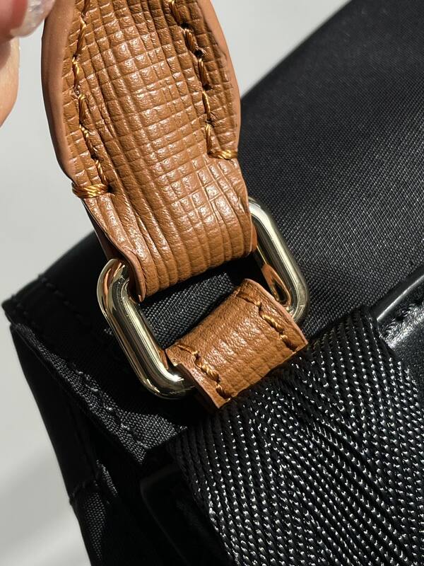 Burberry Black shoulder bag — AAA Quality Replica