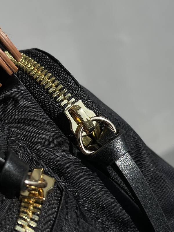 Burberry Black shoulder bag — AAA Quality Replica