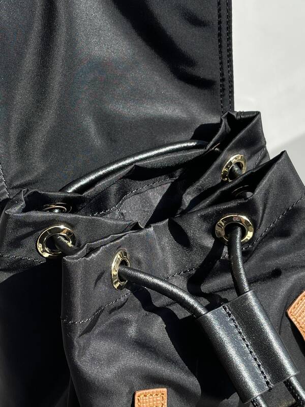 Burberry Black shoulder bag — Top Quality Replica