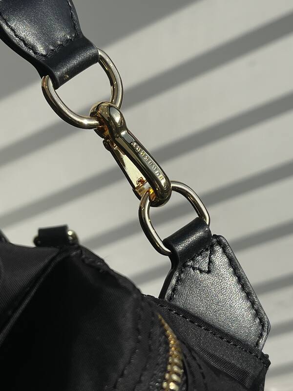 Burberry Black shoulder bag — Premium Replica