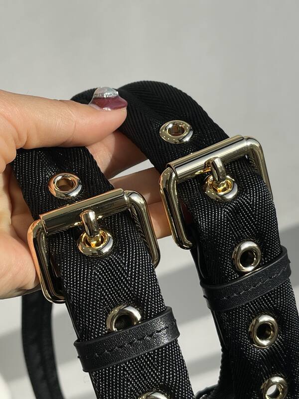 Burberry Black shoulder bag — Premium Replica