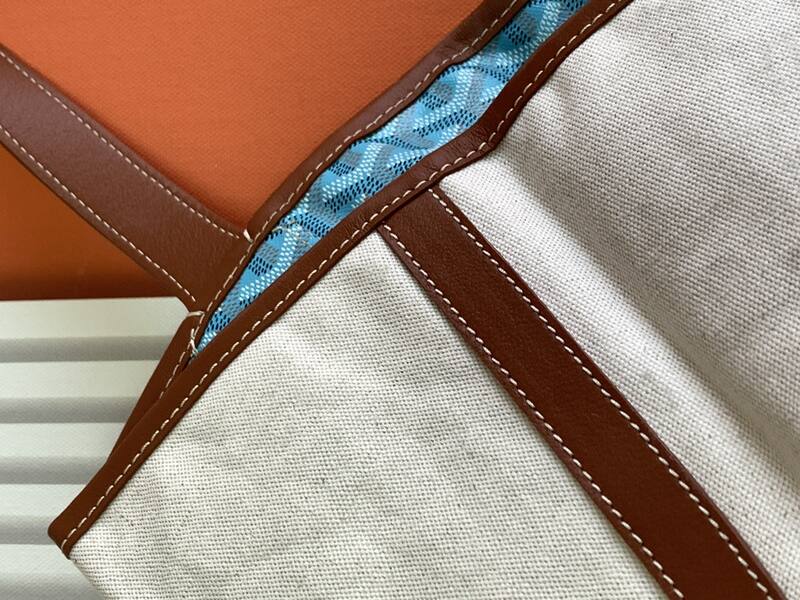 Goyard Brown shoulder bag — Top Quality Replica