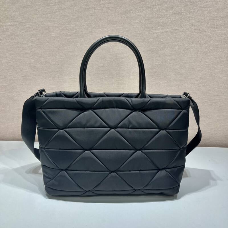 Prada Black 40x30x16cm shoulder bag — Premium Replica