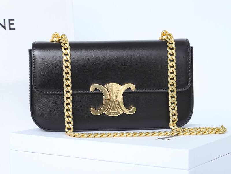 Celine TRIOMPHE shoulder bag — Premium Replica