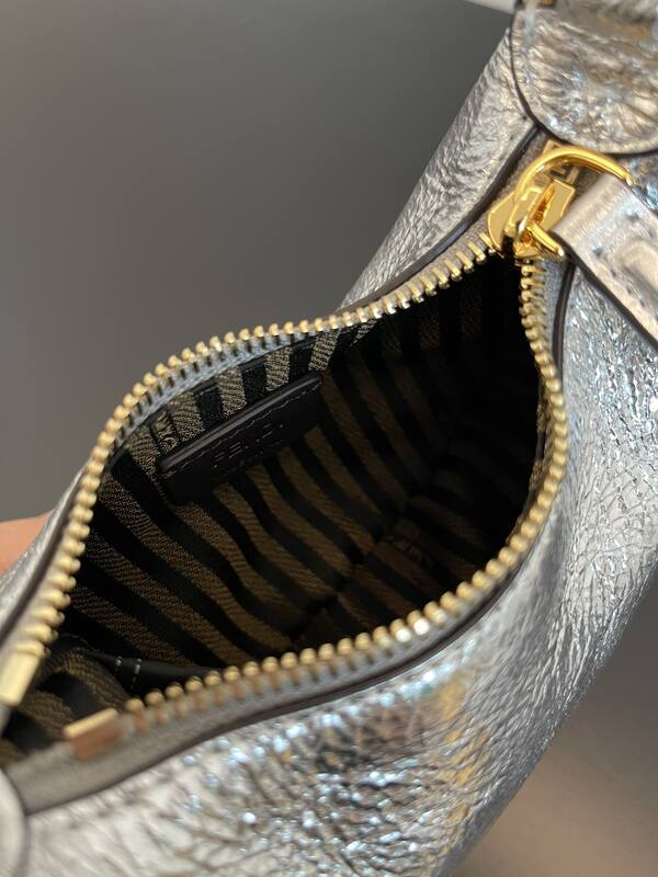 Fendi Silver shoulder bag — Top Quality Replica