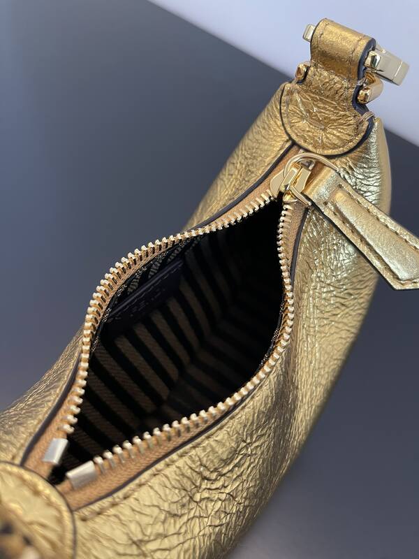 Fendi Gold shoulder bag — AAA Quality Replica