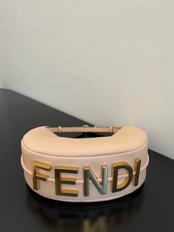 Fendi Pink 25x18x10cm shoulder bag — Premium Replica