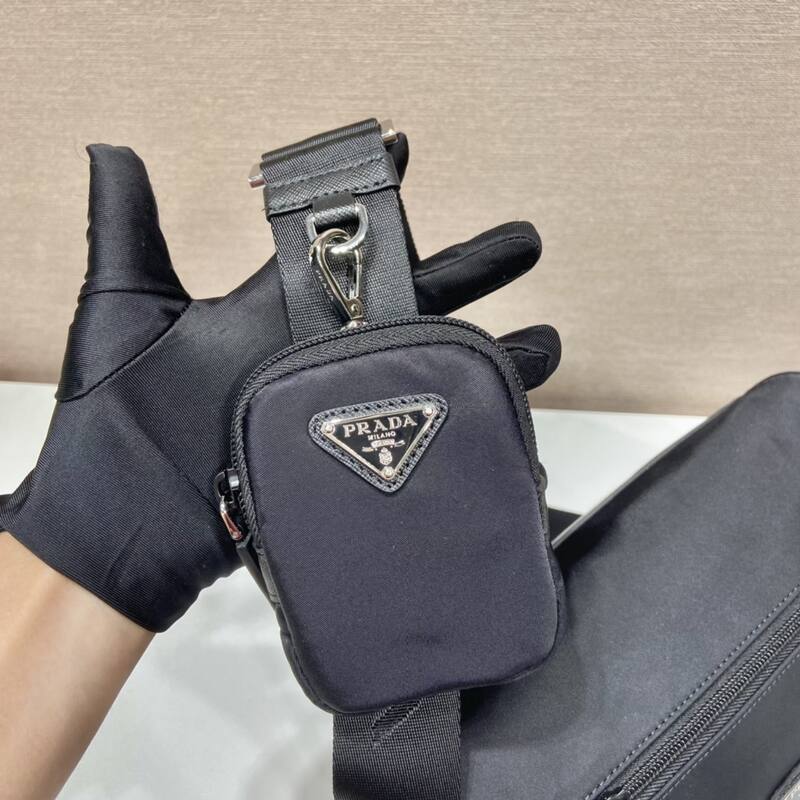 Prada Black shoulder bag — AAA Quality Replica