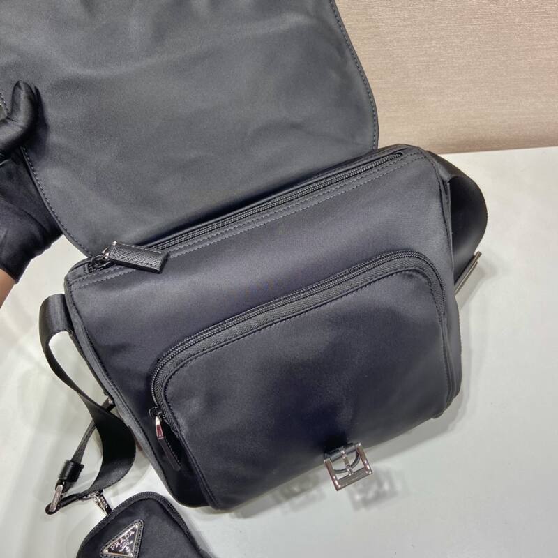 Prada Black shoulder bag — AAA Quality Replica