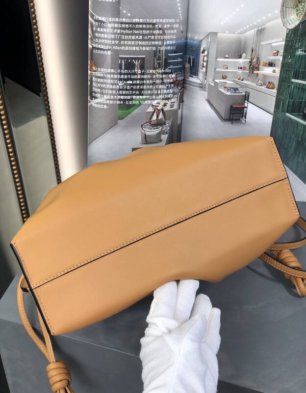Loewe shoulder bag — Premium Replica