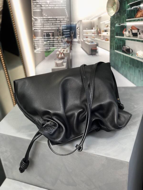 Loewe Black shoulder bag — Top Quality Replica