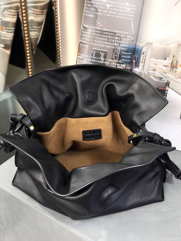 Loewe Black shoulder bag — Top Quality Replica
