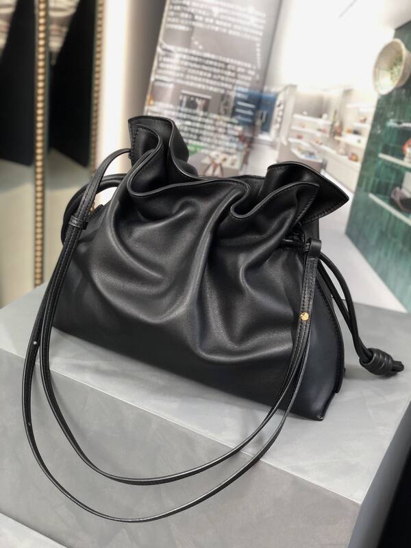 Loewe Black shoulder bag — Top Quality Replica