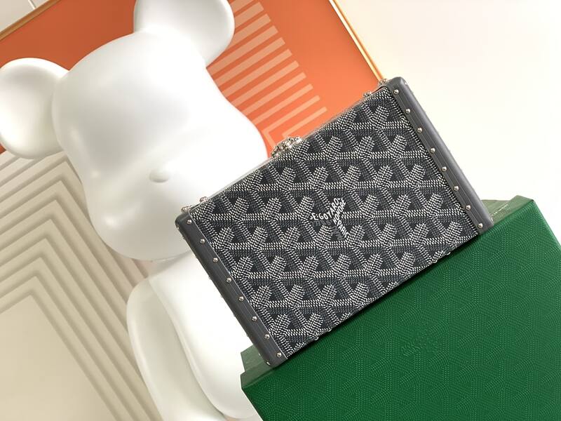 Goyard Grey shoulder bag — Top Quality Replica