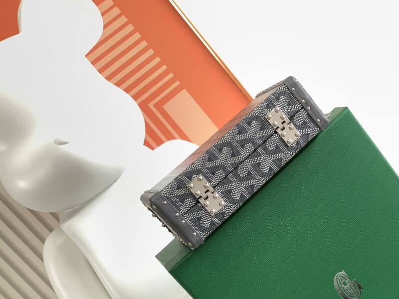 Goyard Grey shoulder bag — Top Quality Replica