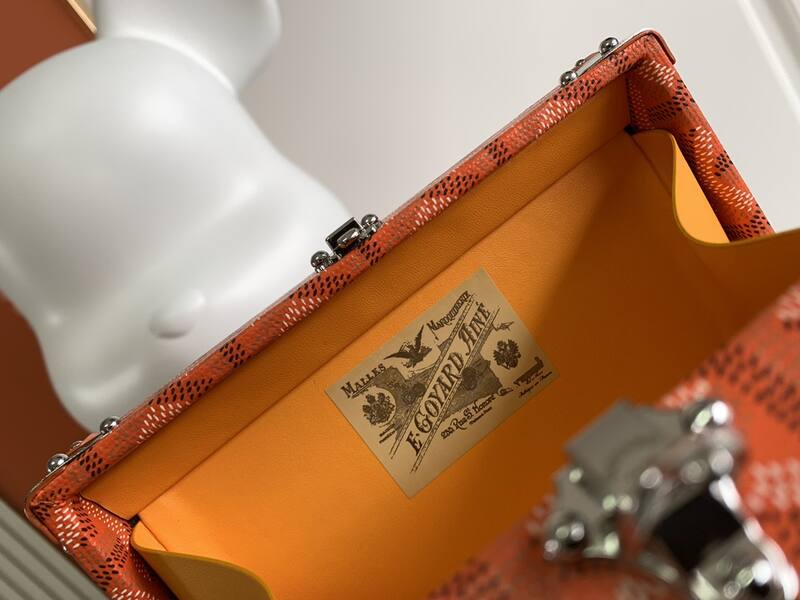 Goyard shoulder bag — AAA Quality Replica