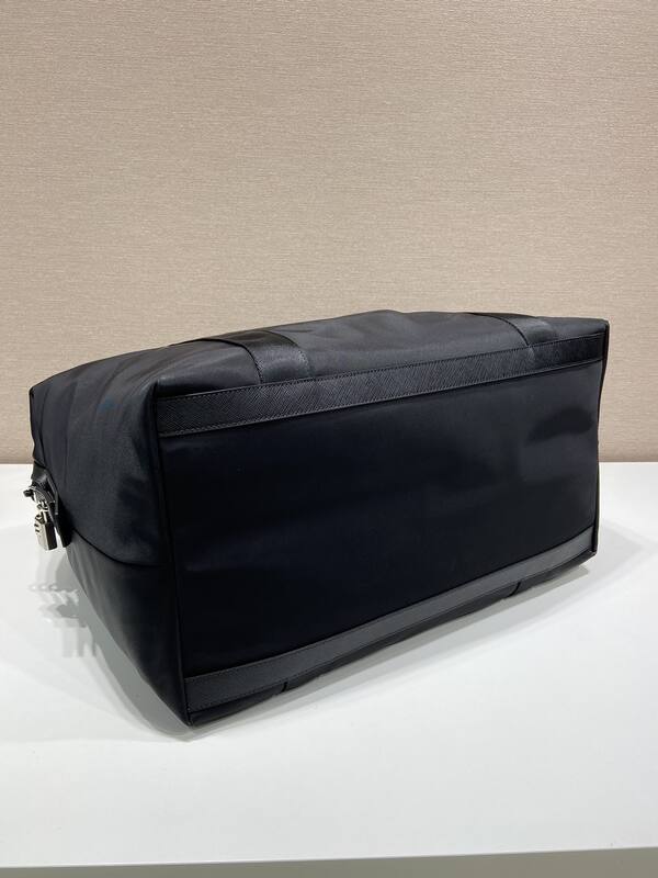 Prada Black 40x30x16cm shoulder bag — Top Quality Replica