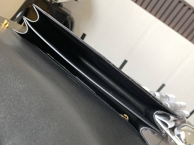 Saint Laurent everyday — AAA Quality Replica