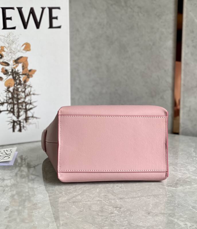 Loewe Pink 25x18x10cm shoulder bag — AAA Quality Replica