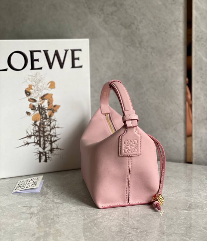 Loewe Pink 25x18x10cm shoulder bag — AAA Quality Replica