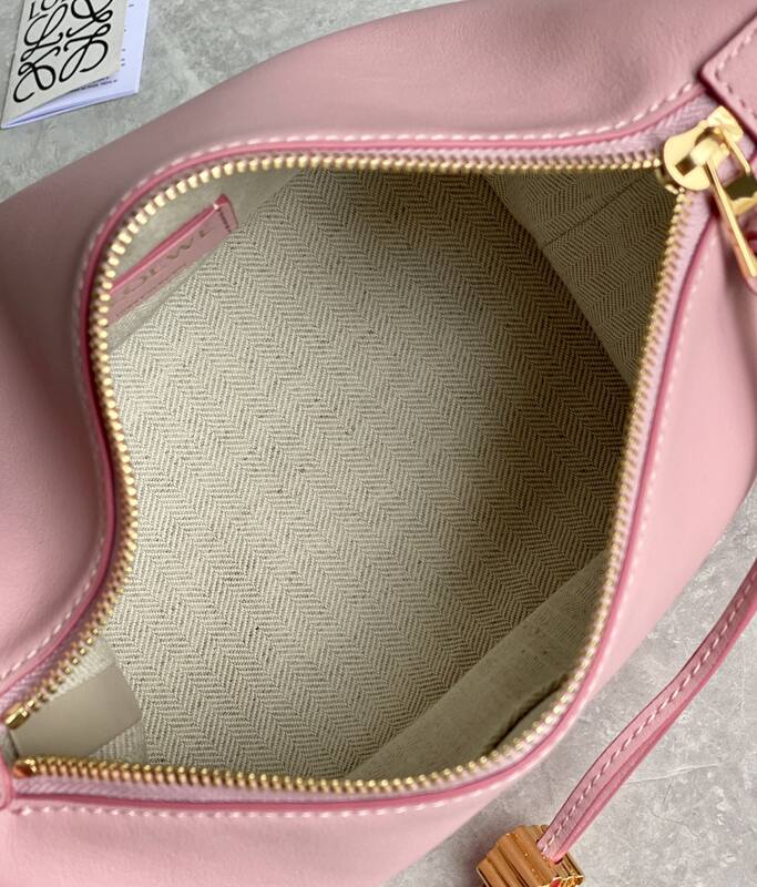 Loewe Pink 25x18x10cm shoulder bag — AAA Quality Replica
