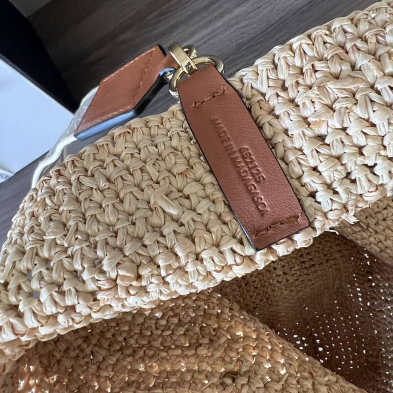 Loewe shoulder bag — Top Quality Replica